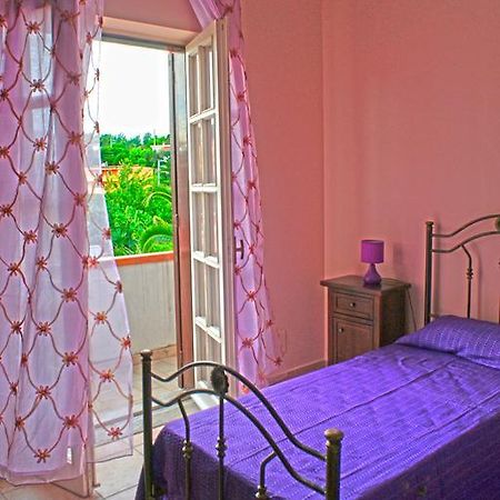 La Casa Di Miro Bed & Breakfast กาตันซาโร ห้อง รูปภาพ