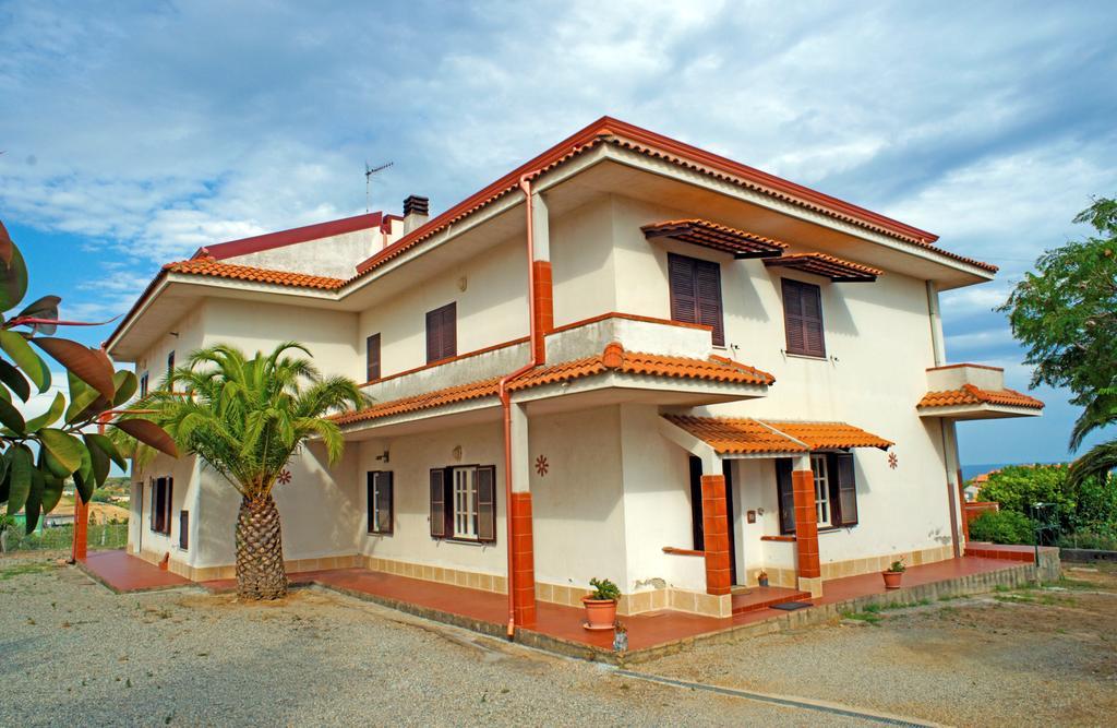 La Casa Di Miro Bed & Breakfast กาตันซาโร ภายนอก รูปภาพ